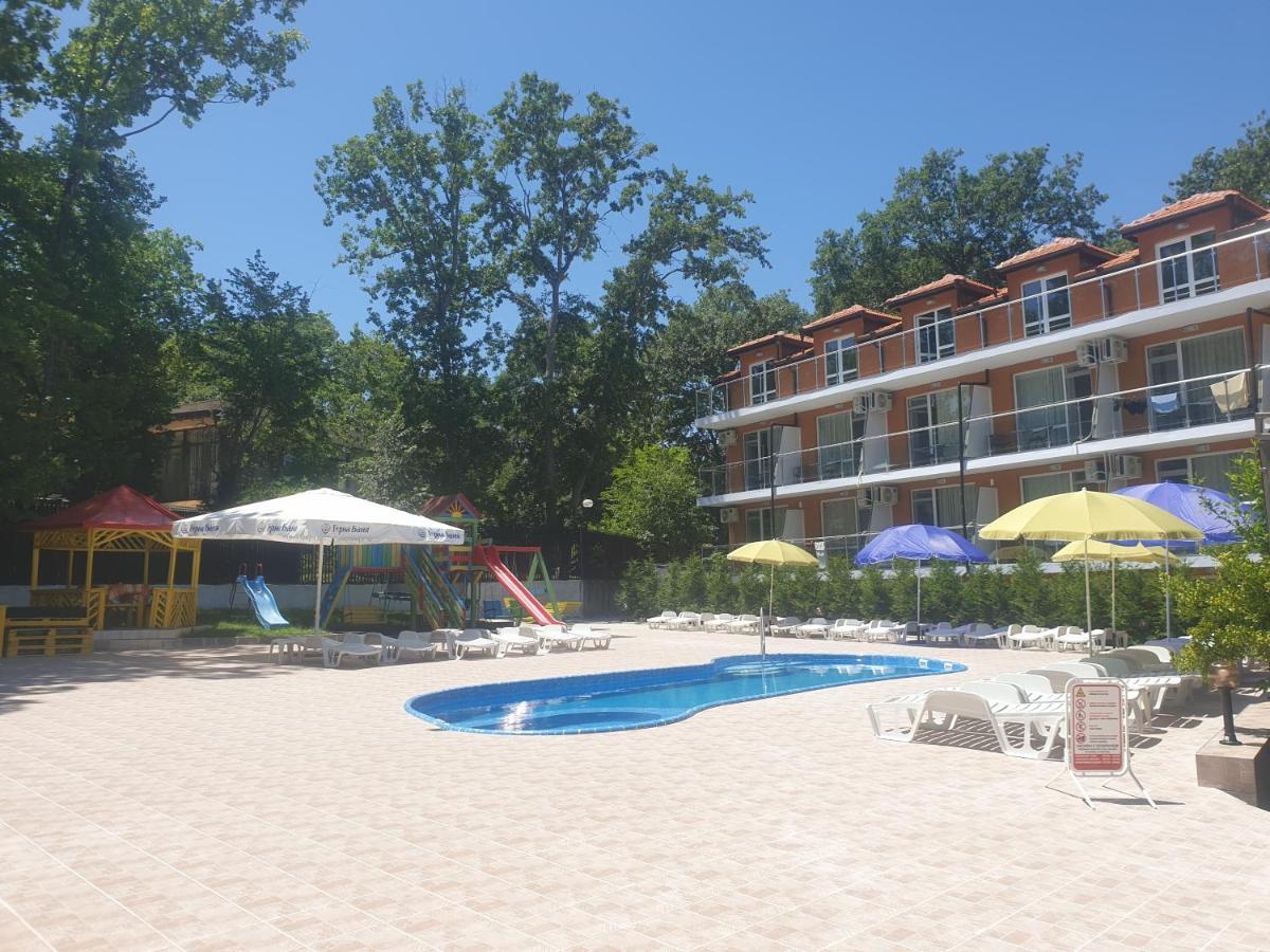 Hotel Maria Китен Екстер'єр фото